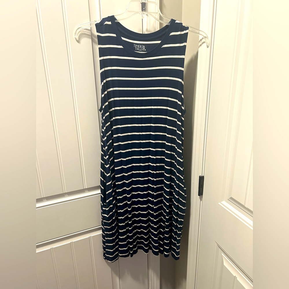 Time & Tru Size XL Navy & White Striped Dress